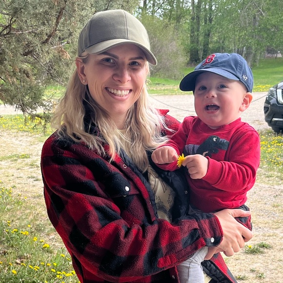 Meet your Posher, Rachel - Picture 1 of 1